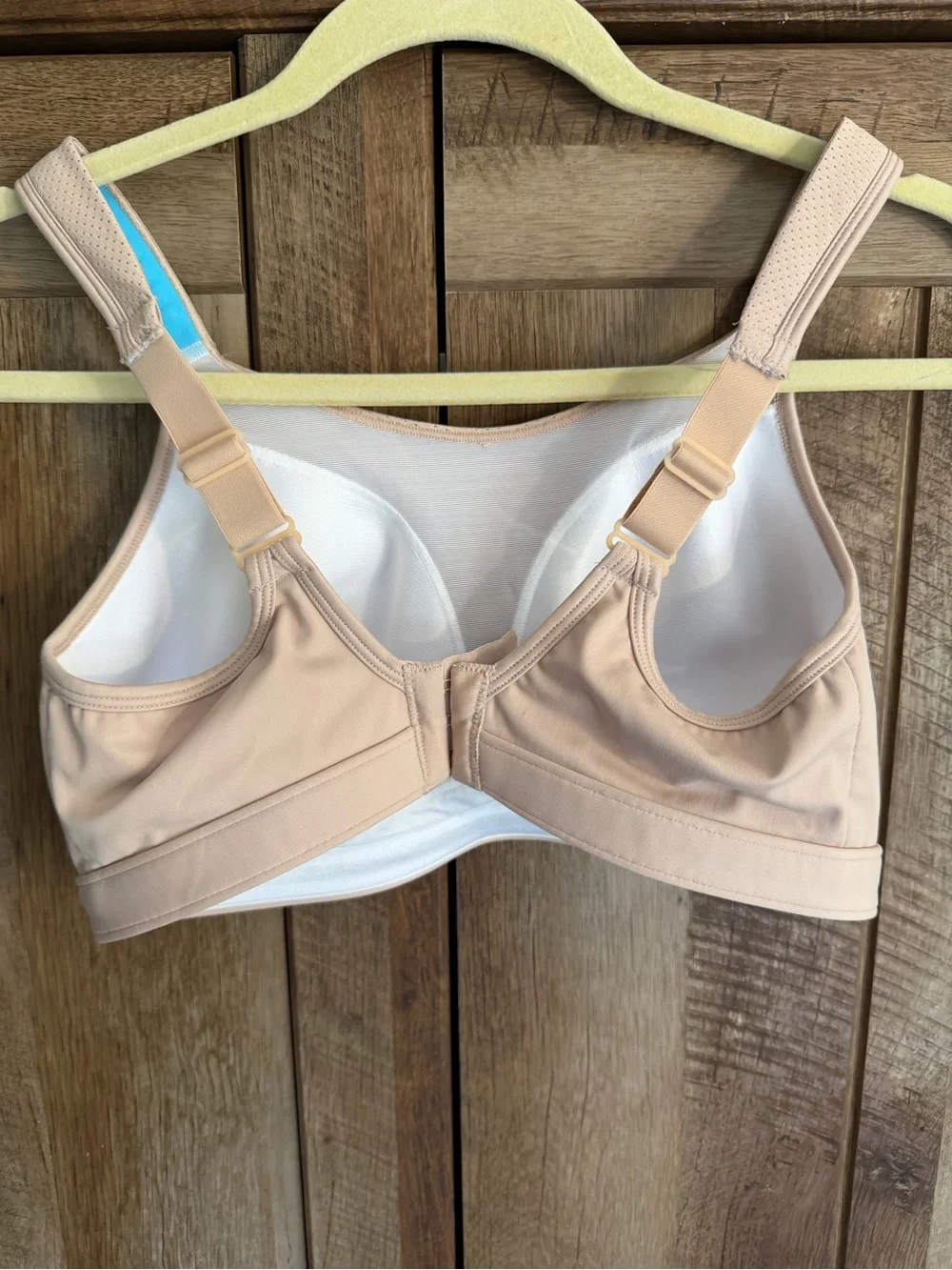 Champion Light Beige Sports Bra with Blue Lining - High support 36 DD - Picture 2 of 6